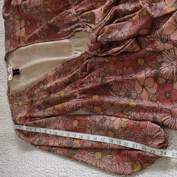 Beach Riot Size Medium Glitter Floral Wrap Swim Cover - Picture 6 of 12